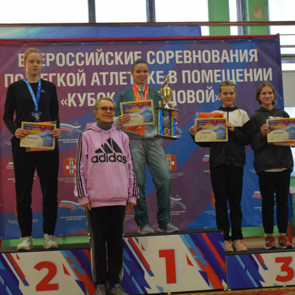 В Омске состоялись Всероссийские соревнования по легкой атлетике «Кубок ЗМС Т.Зеленцовой»